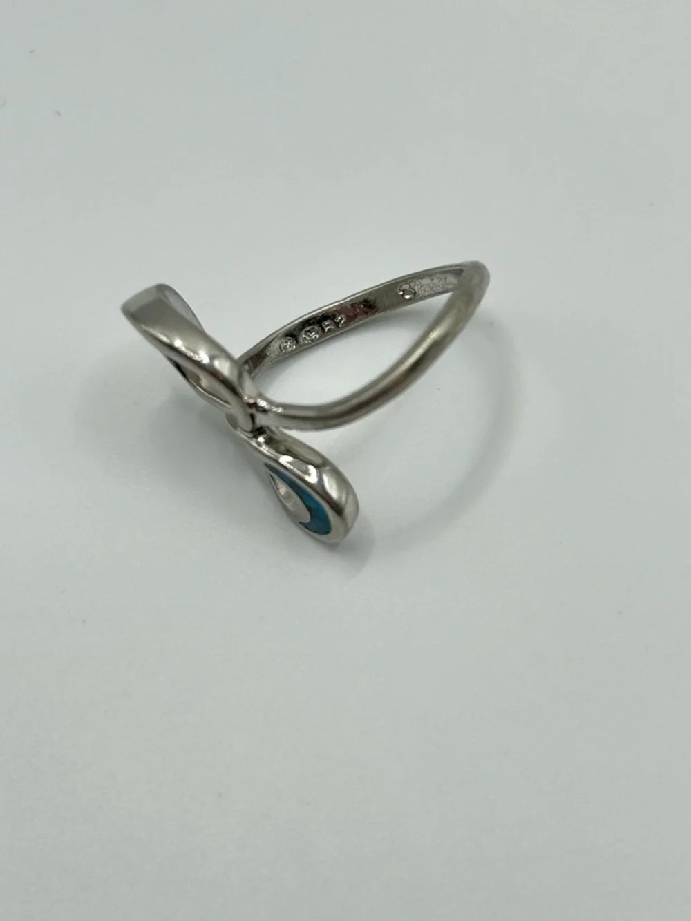 Turquoise Inlay Alpaca Silver Infinity Ring - Picture 4 of 6
